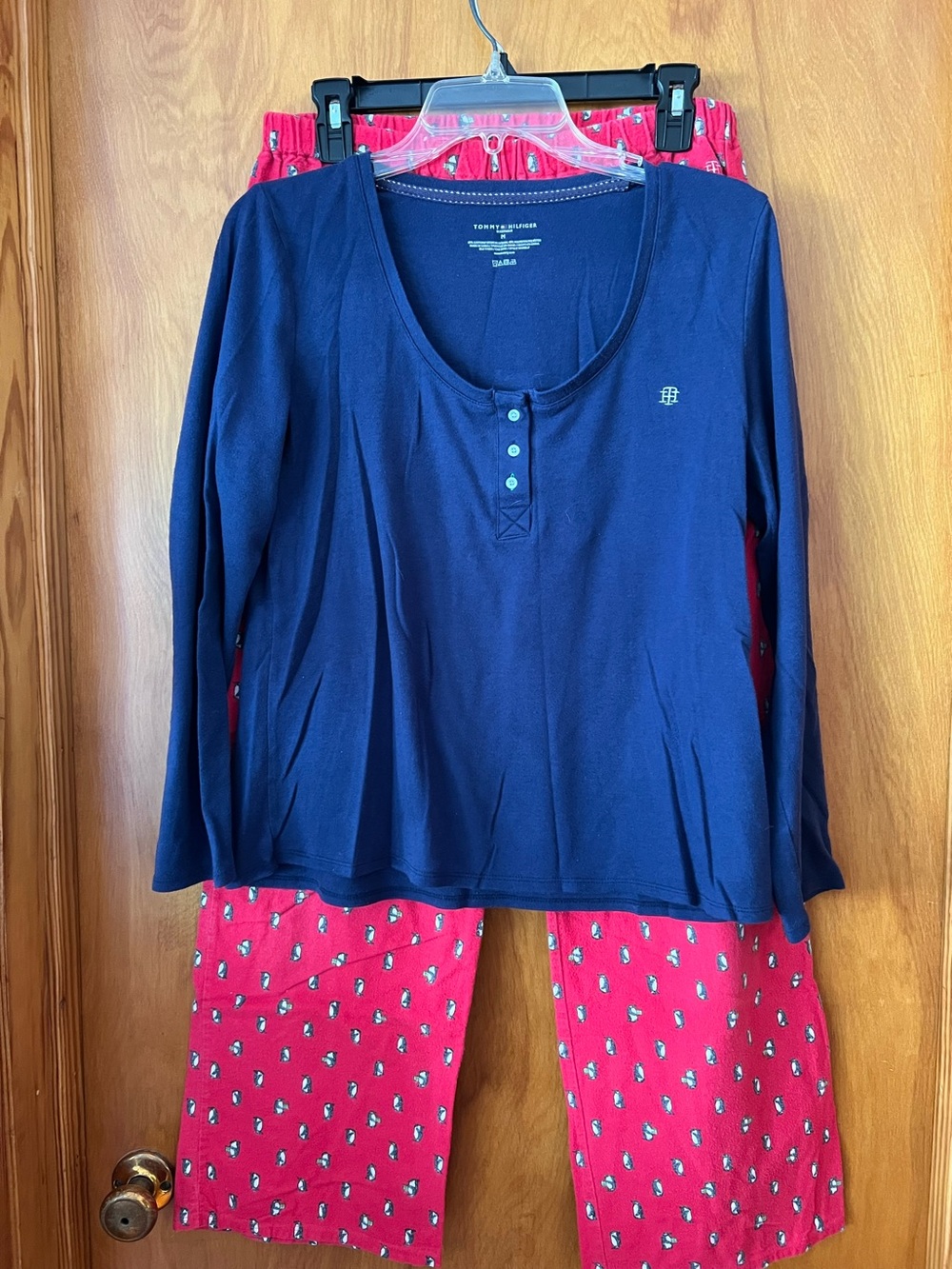Tommy Hilfiger size medium long sleeve penguin pajamas
